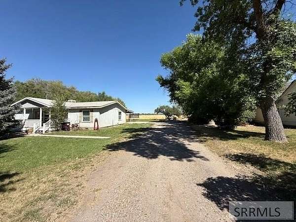 2 Acres of Residential Land with Home for Sale in Blackfoot, Idaho