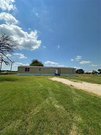 2.59 Acres of Residential Land with Home for Sale in Gholson, Texas