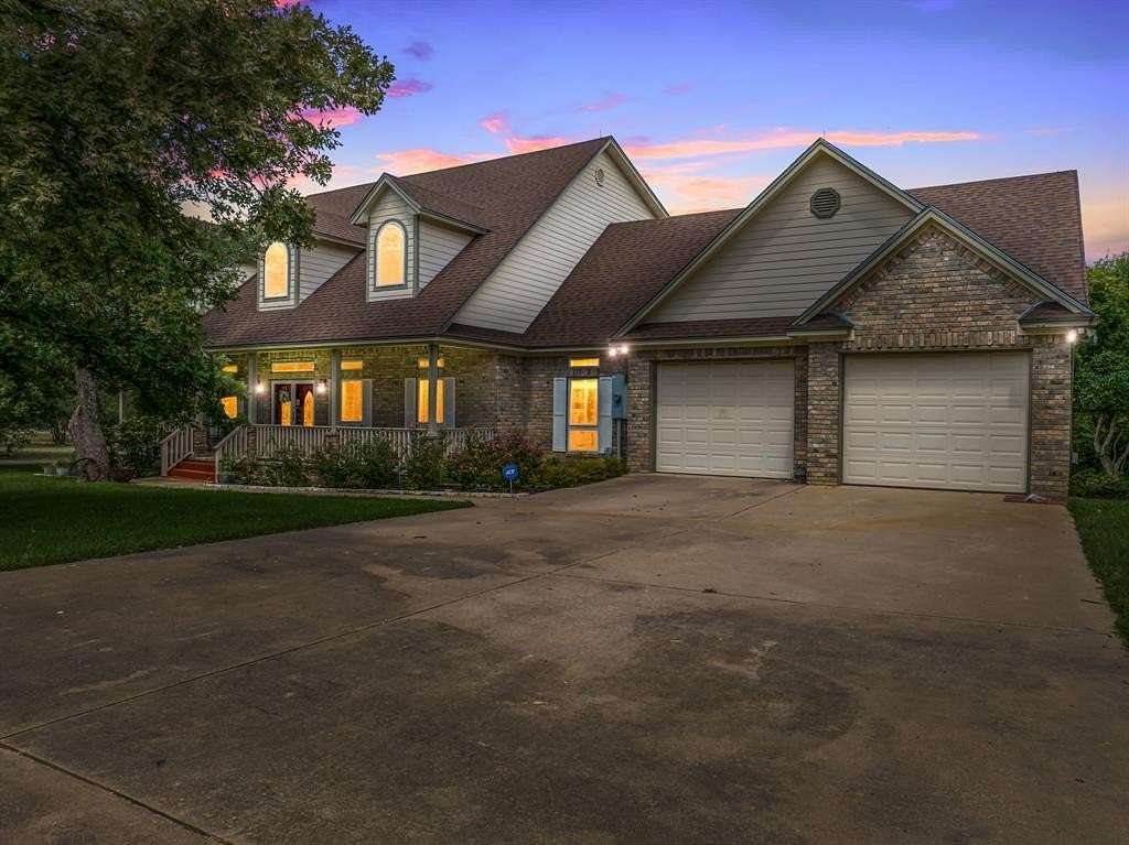 1.57 Acres of Residential Land with Home for Sale in Whitney, Texas