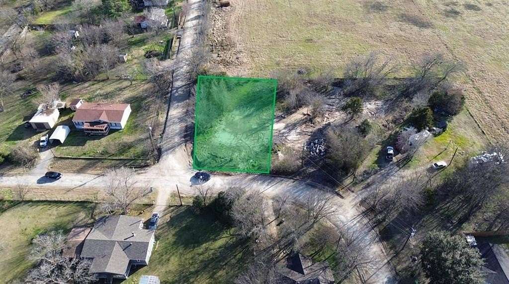 0.4 Acres of Land for Sale in Kemp, Texas