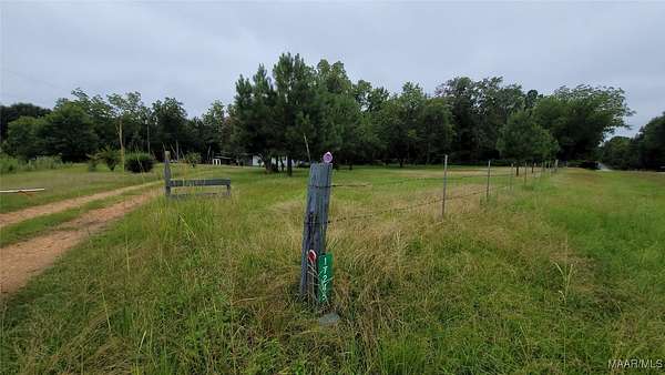 7.3 Acres of Residential Land with Home for Sale in Letohatchee, Alabama