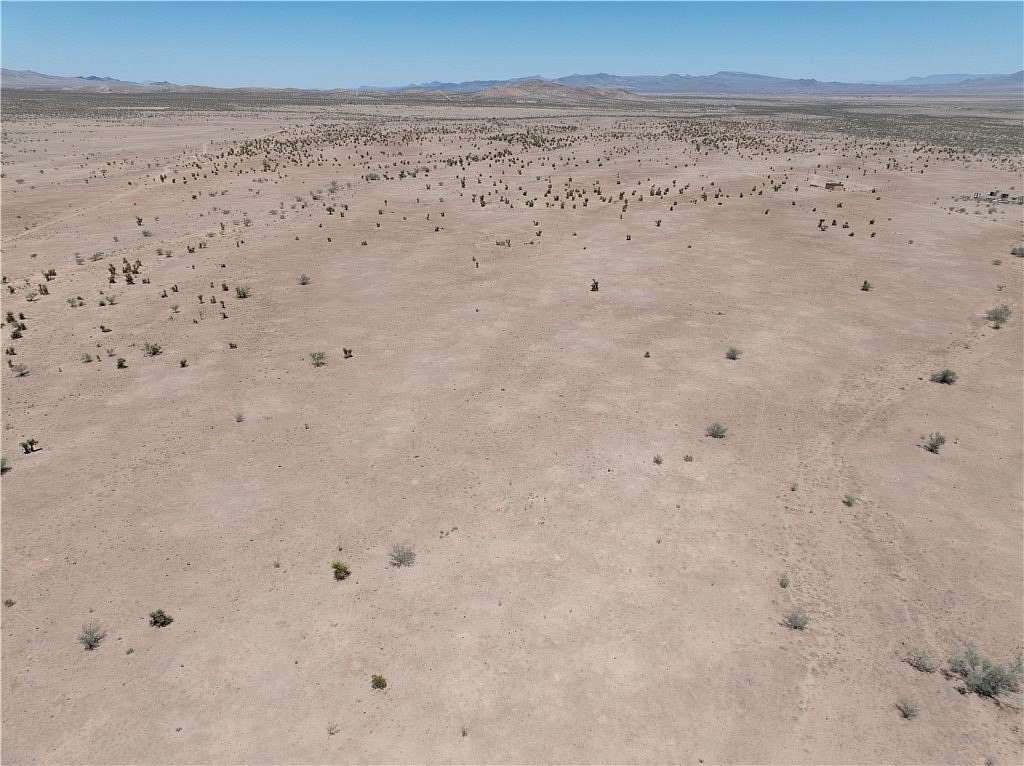 5 Acres of Residential Land for Sale in Dolan Springs, Arizona