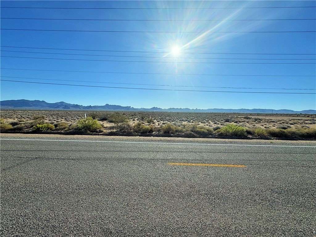 20.5 Acres of Land for Sale in Golden Valley, Arizona