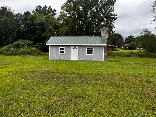 1 Acre of Residential Land for Sale in Huntland, Tennessee