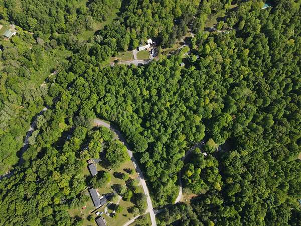 3.88 Acres of Residential Land for Sale in Dickson, Tennessee