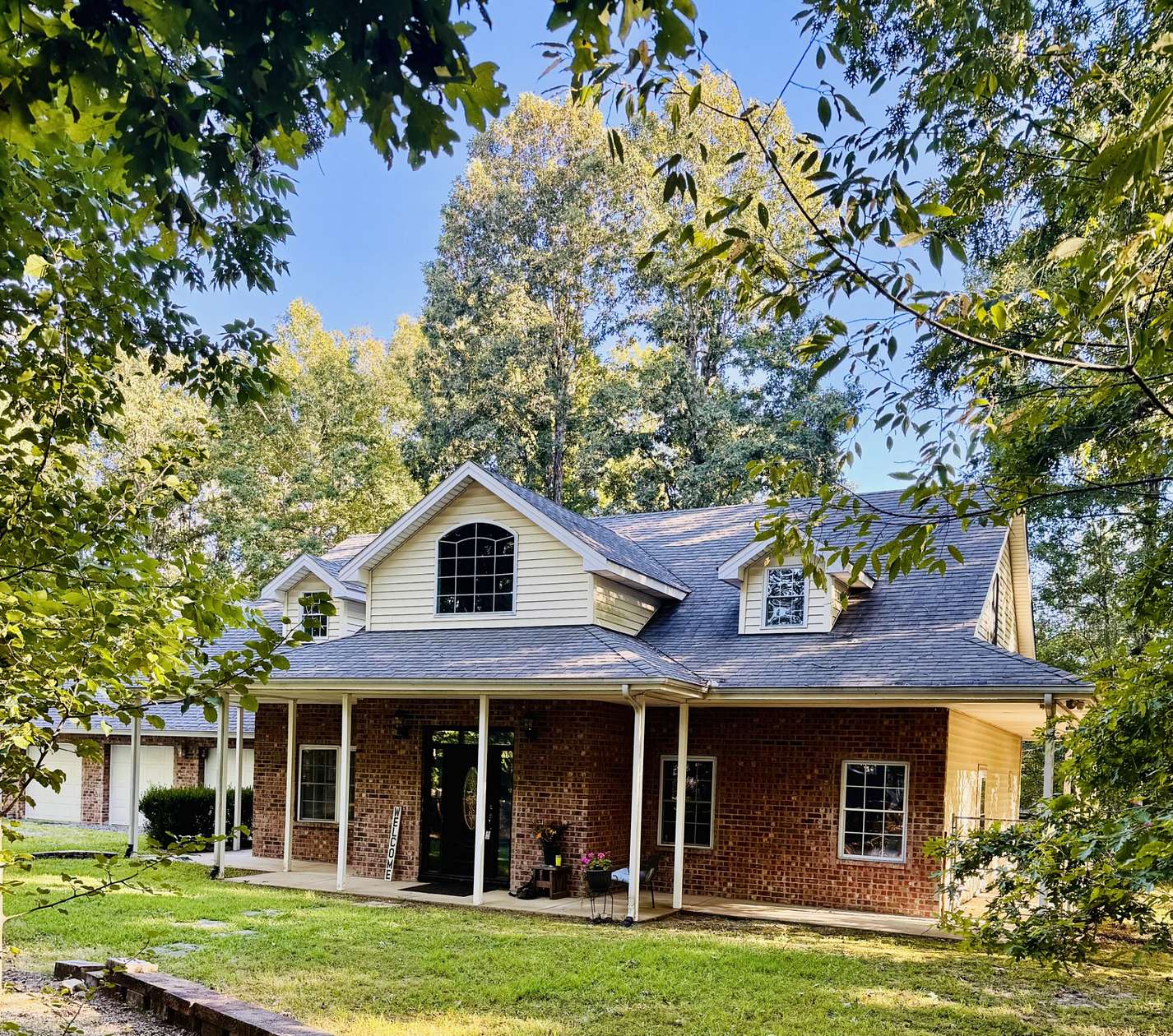 11 Acres of Land with Home for Sale in Dickson, Tennessee