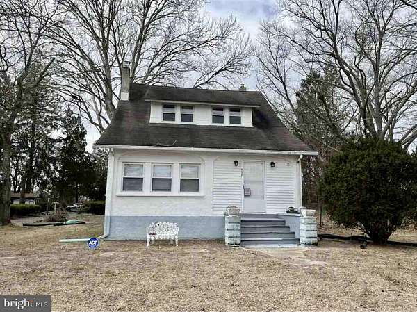 2.62 Acres of Improved Mixed-Use Land for Sale in Hammonton, New Jersey