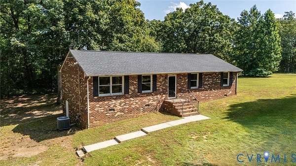 2.87 Acres of Residential Land with Home for Sale in Providence Forge, Virginia