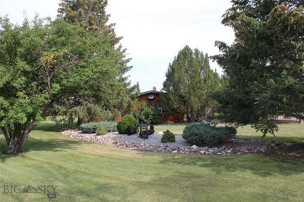 9 Acres of Residential Land with Home for Sale in Lima, Montana