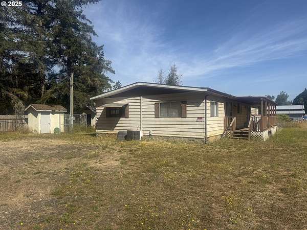 3 Acres of Residential Land with Home for Sale in Sweet Home, Oregon