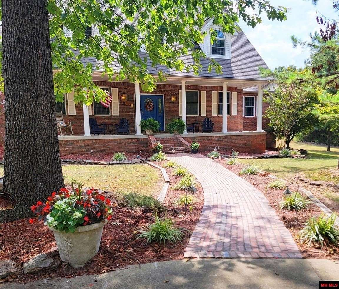 10 Acres of Land with Home for Sale in Mountain Home, Arkansas