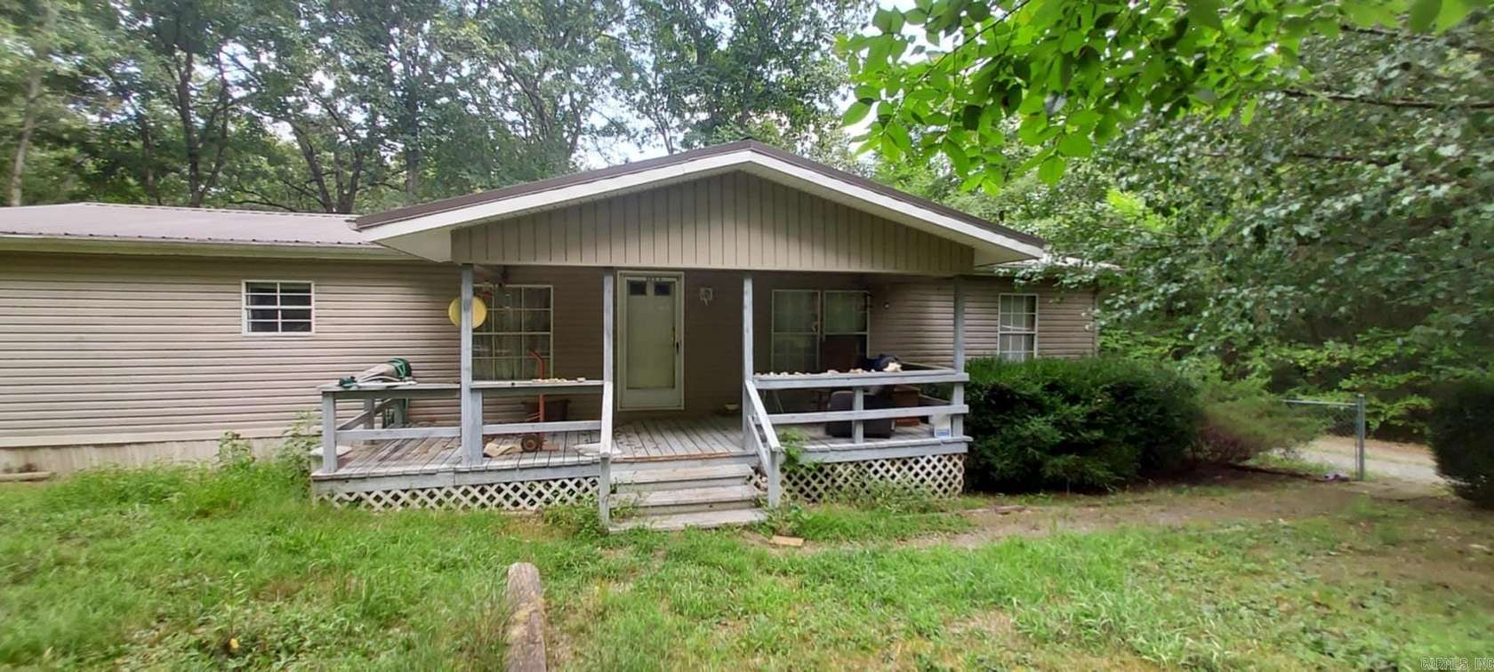 8.59 Acres of Residential Land with Home for Sale in Mena, Arkansas