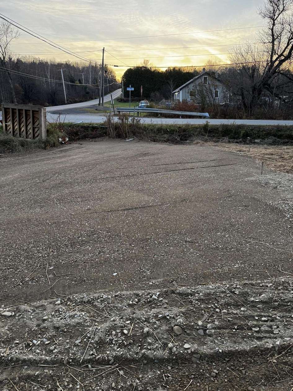 0.45 Acres of Residential Land for Sale in Newburgh Town, Maine