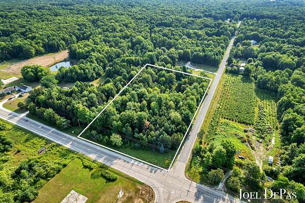 4.86 Acres of Mixed-Use Land for Sale in Twin Lake, Michigan