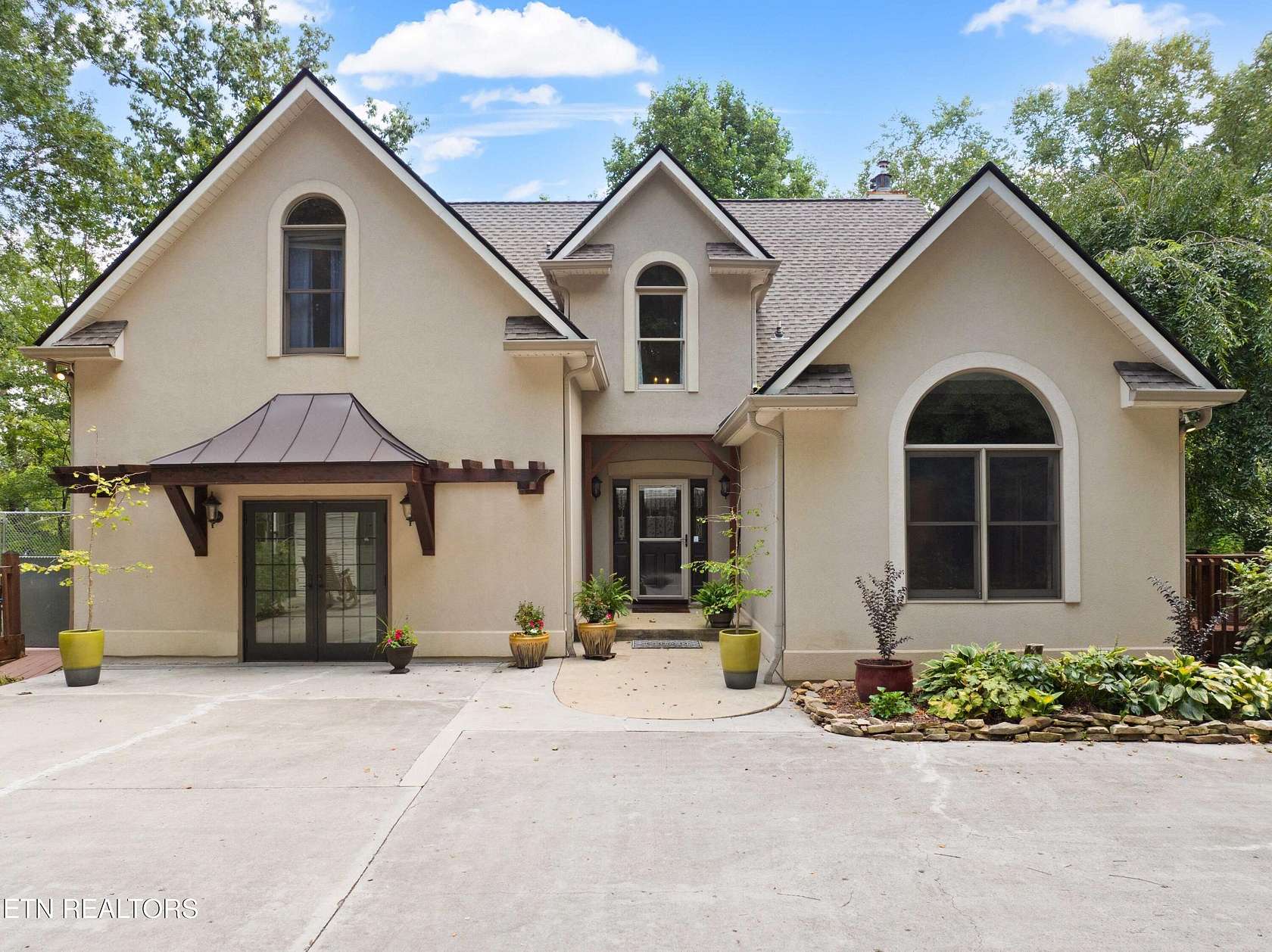 24 Acres of Land with Home for Sale in Heiskell, Tennessee