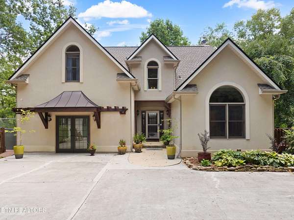 24 Acres of Land with Home for Sale in Heiskell, Tennessee