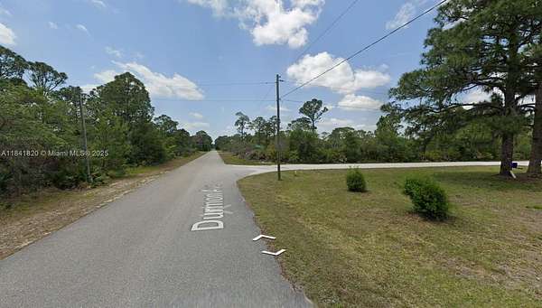 0.23 Acres of Residential Land for Sale in Lake Placid, Florida