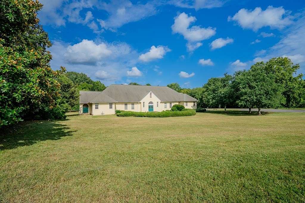 3.59 Acres of Improved Commercial Land for Sale in Dalton, Georgia