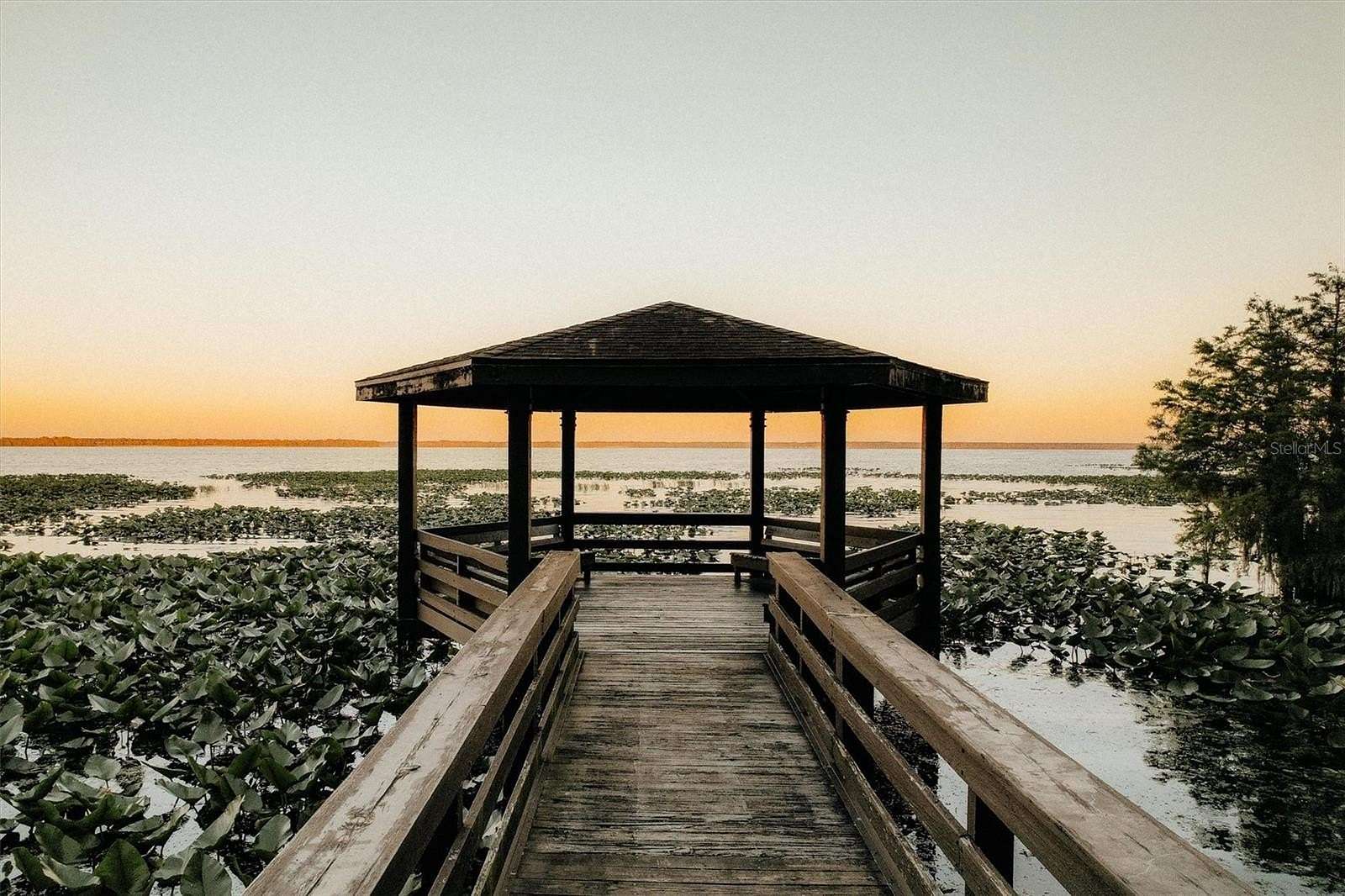 3 Acres of Land for Sale in Hawthorne, Florida