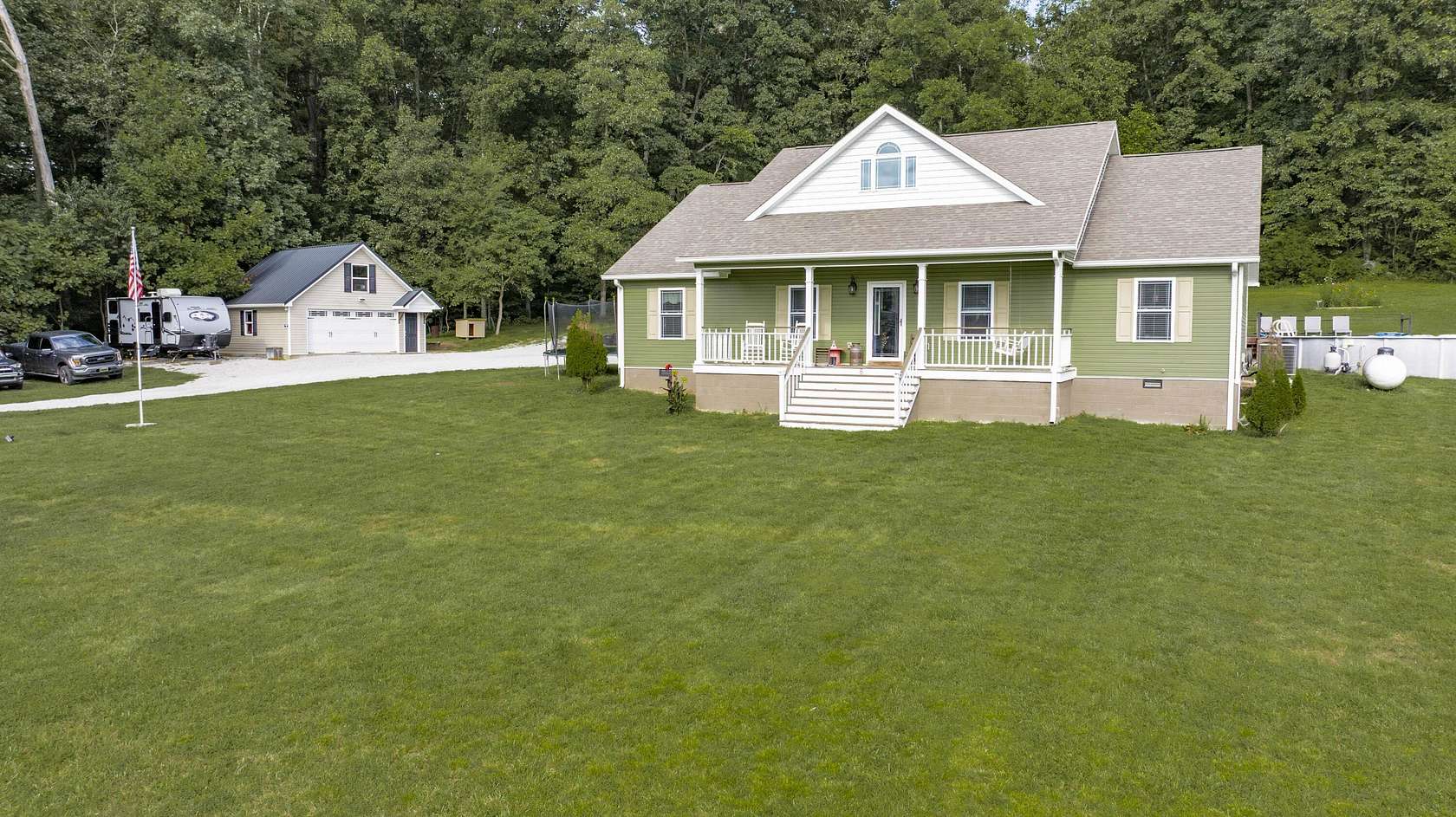 2 Acres of Land with Home for Sale in Monticello, Kentucky