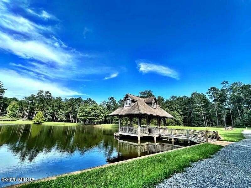 73 Acres of Land for Sale in Macon, Georgia