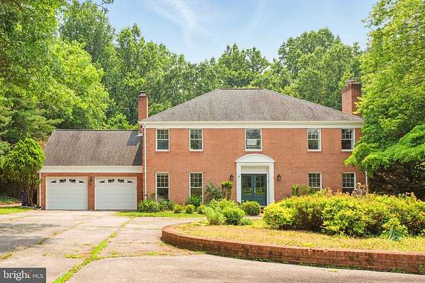 3 Acres of Residential Land with Home for Lease in Clarksville, Maryland