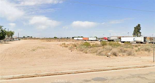 1 Acre of Commercial Land for Sale in Adelanto, California