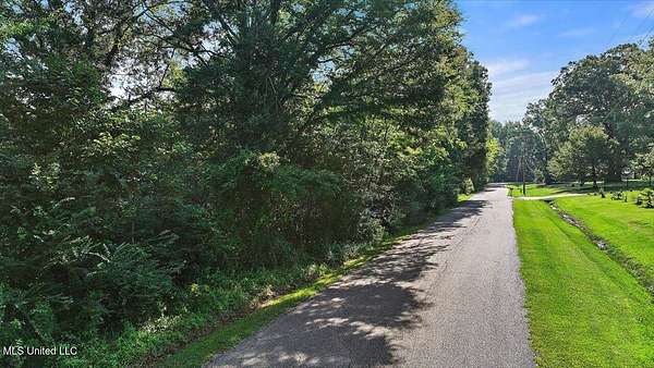 8.5 Acres of Residential Land for Sale in Clinton, Mississippi