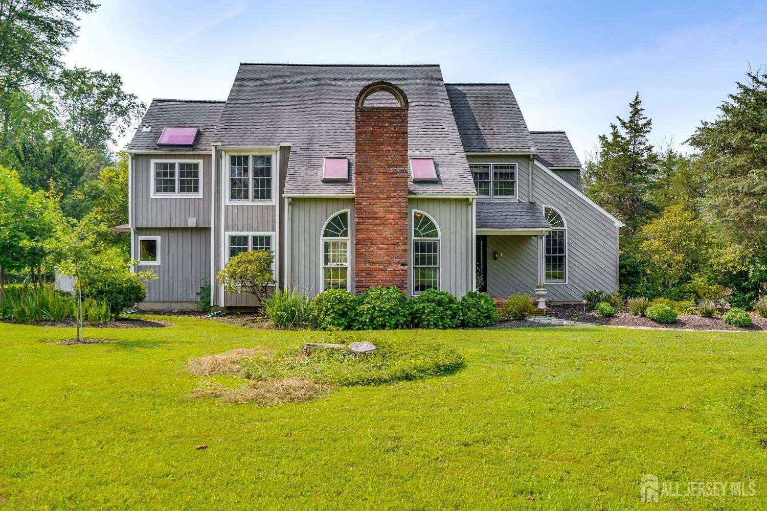 9.5 Acres of Land with Home for Sale in Lambertville, New Jersey