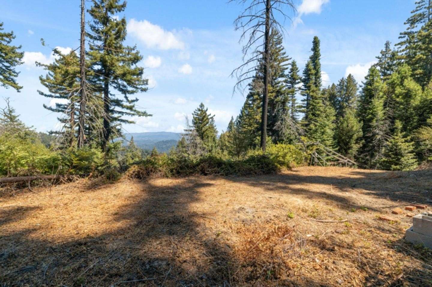 13.3 Acres of Recreational Land for Sale in Ben Lomond, California