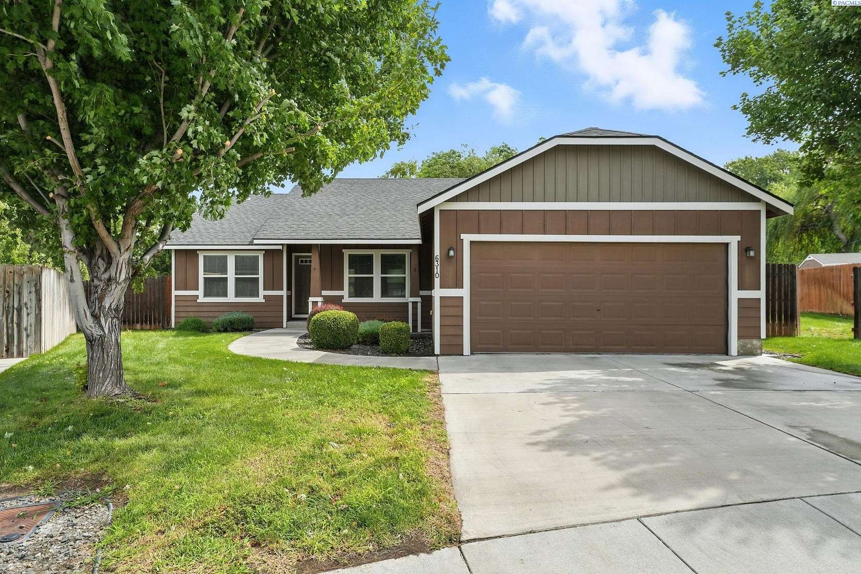 0.24 Acres of Residential Land with Home for Sale in Kennewick, Washington