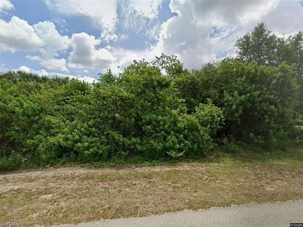 0.25 Acres of Residential Land for Sale in Lehigh Acres, Florida