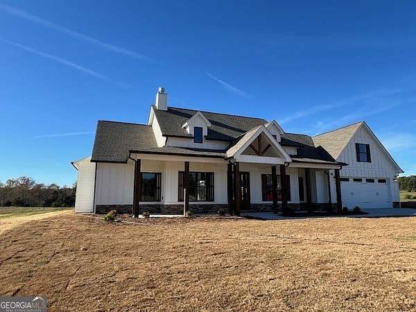 4.5 Acres of Residential Land with Home for Sale in Carrollton, Georgia