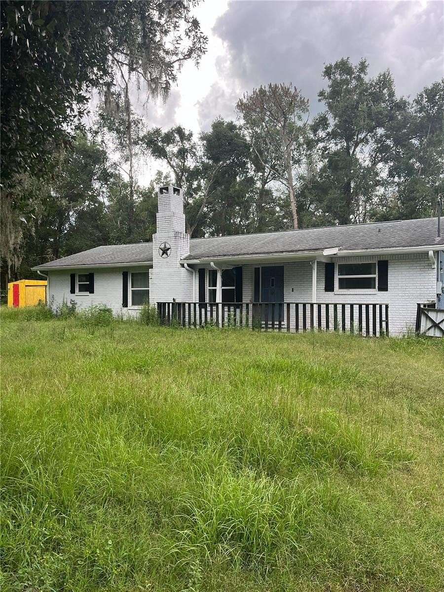 2.6 Acres of Residential Land with Home for Sale in Dade City, Florida