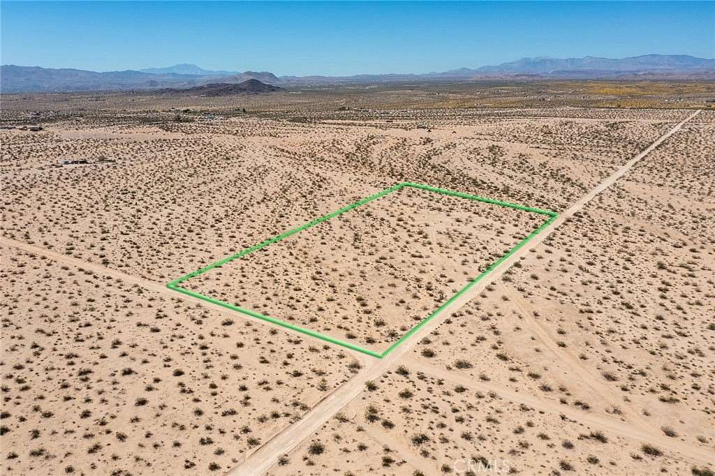 5 Acres of Land for Sale in Joshua Tree, California