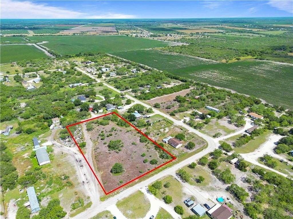 1.5 Acres of Land for Sale in Orange Grove, Texas