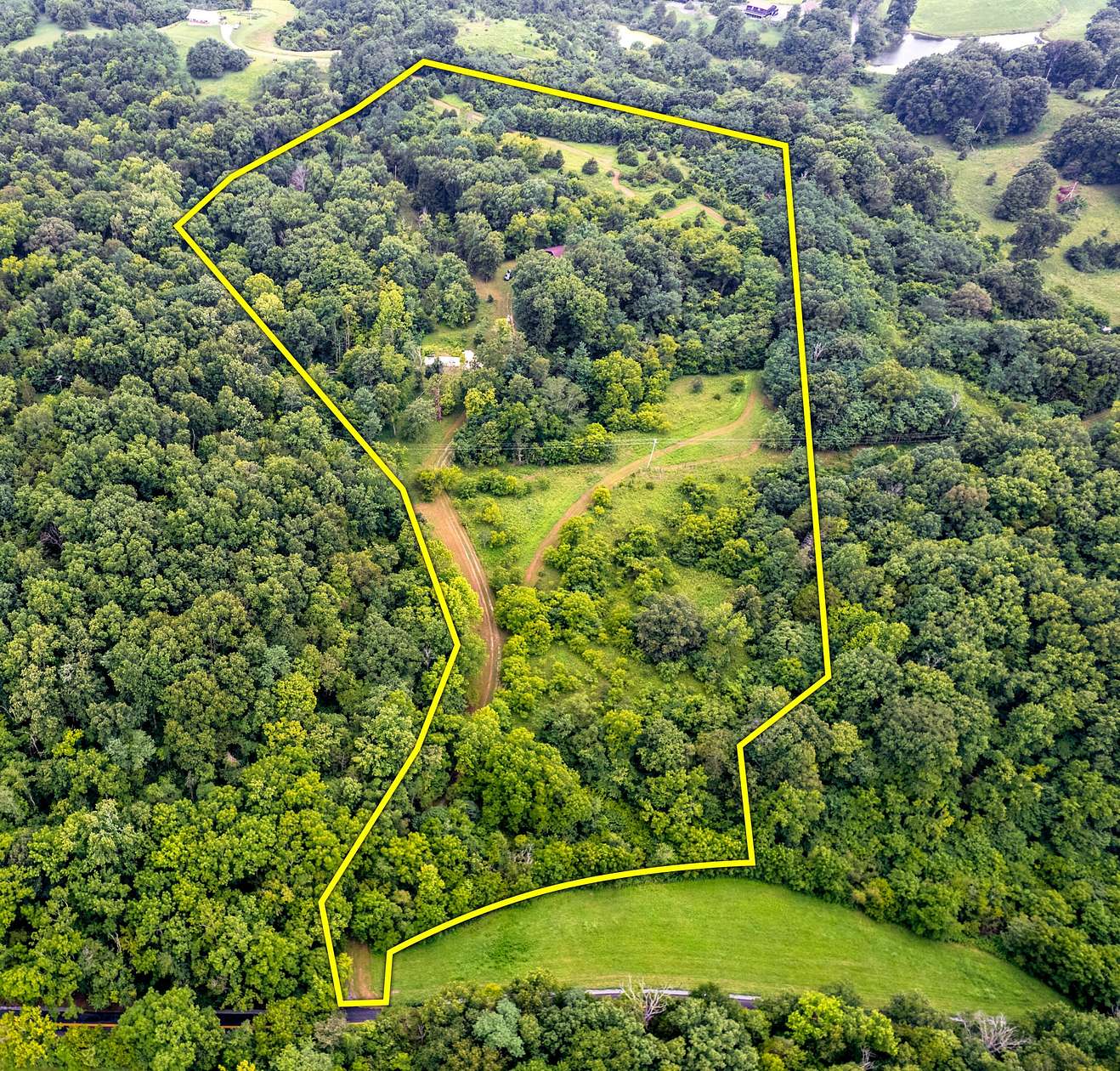 20.5 Acres of Recreational Land for Sale in Lawrenceburg, Kentucky
