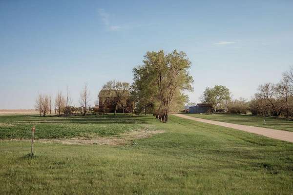 9.6 Acres of Residential Land with Home for Sale in Aberdeen, South Dakota