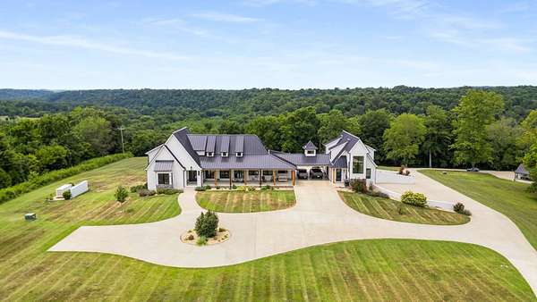 46 Acres of Land with Home for Sale in Ashland City, Tennessee