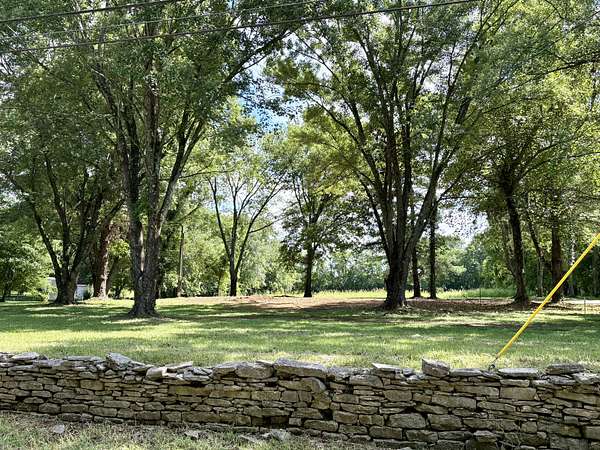 0.92 Acres of Residential Land for Sale in Lebanon, Tennessee