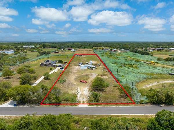2 Acres of Residential Land for Sale in Ingleside, Texas