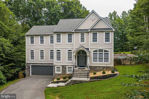 5 Acres of Residential Land with Home for Sale in Fredericksburg, Virginia