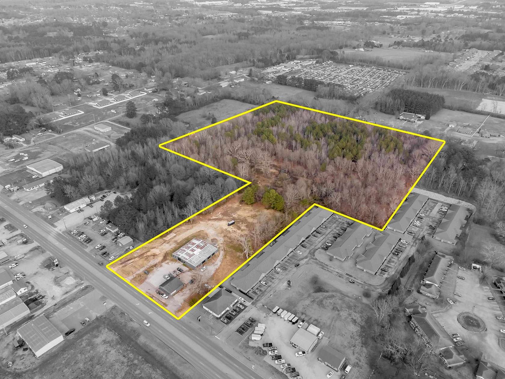 17.3 Acres of Commercial Land for Sale in Florence, Alabama