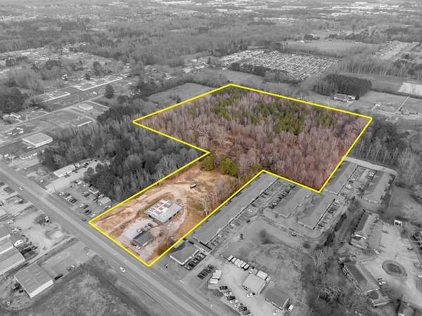 17.3 Acres of Commercial Land for Sale in Florence, Alabama