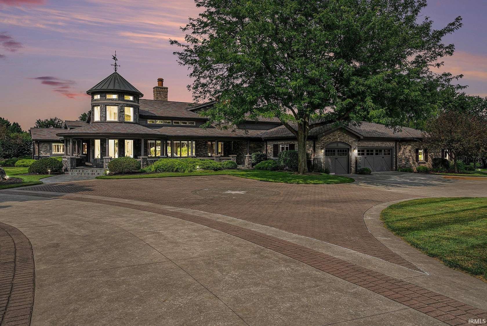 5.85 Acres of Residential Land with Home for Sale in Middlebury, Indiana