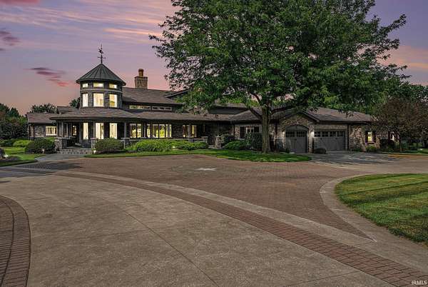 5.85 Acres of Residential Land with Home for Sale in Middlebury, Indiana