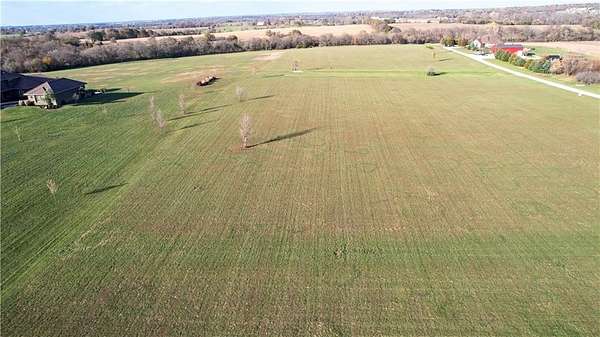 12 Acres of Land for Sale in Bucyrus, Kansas