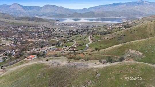 6.89 Acres of Residential Land for Sale in Lake Isabella, California