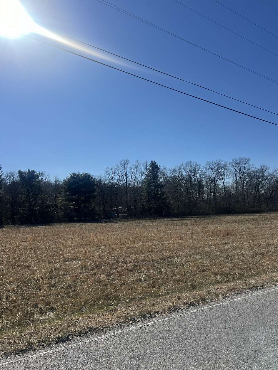 4.45 Acres of Residential Land for Sale in Manchester, Tennessee
