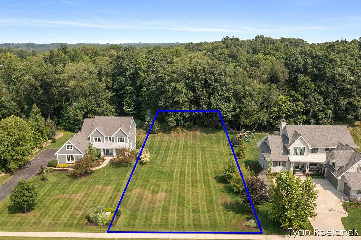 0.52 Acres of Residential Land for Sale in Grand Rapids, Michigan